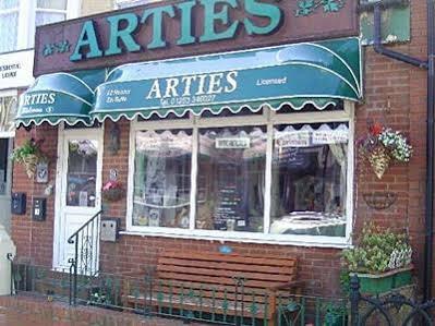 Arties Hotel Blackpool Eksteriør billede